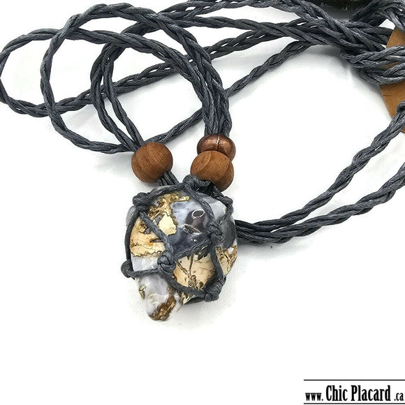 Agate polie - Pendentif tressé & ajustable par La Quaridaine