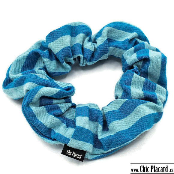 Scrunchie - big - cyan blue striped