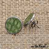 Vert oursin - Clous d'oreilles par Cuir & Mer